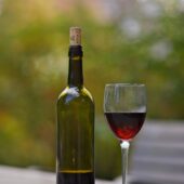 Faites vous-même votre vin de noix